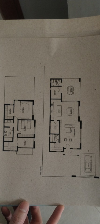CASA CON TERRENO EN BARRIO LAS TARDES (ROLDAN)