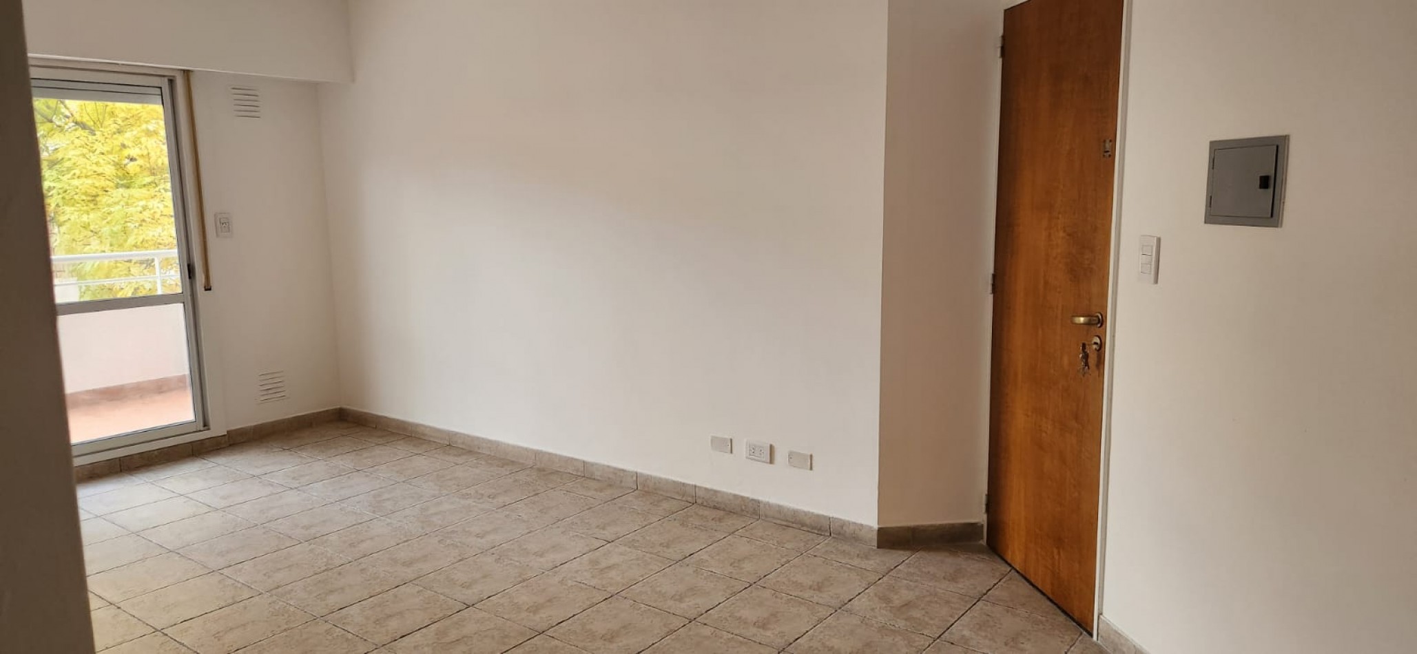 DEPARTAMENTO DE 2 DORMITORIOS EXTERNO CON BALCON