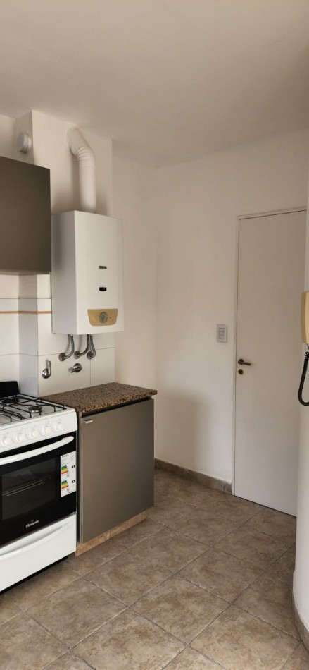 DEPARTAMENTO DE 2 DORMITORIOS EXTERNO CON BALCON