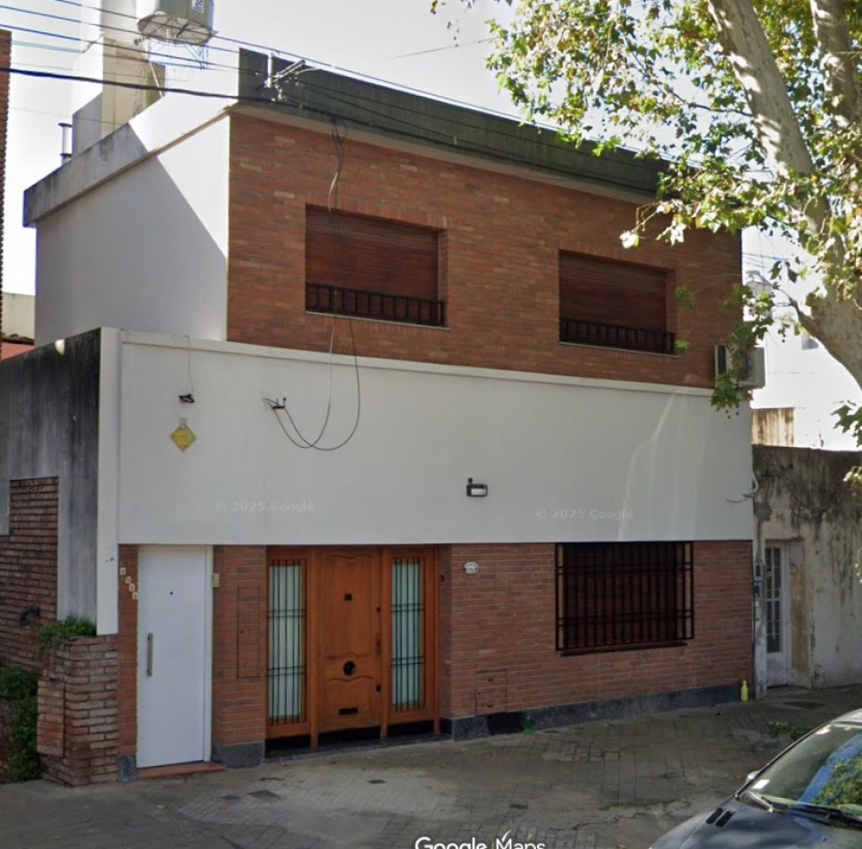 CASA DE 2 DORMITORIOS CON PATIO Y TERRAZA EN ECHESORTU