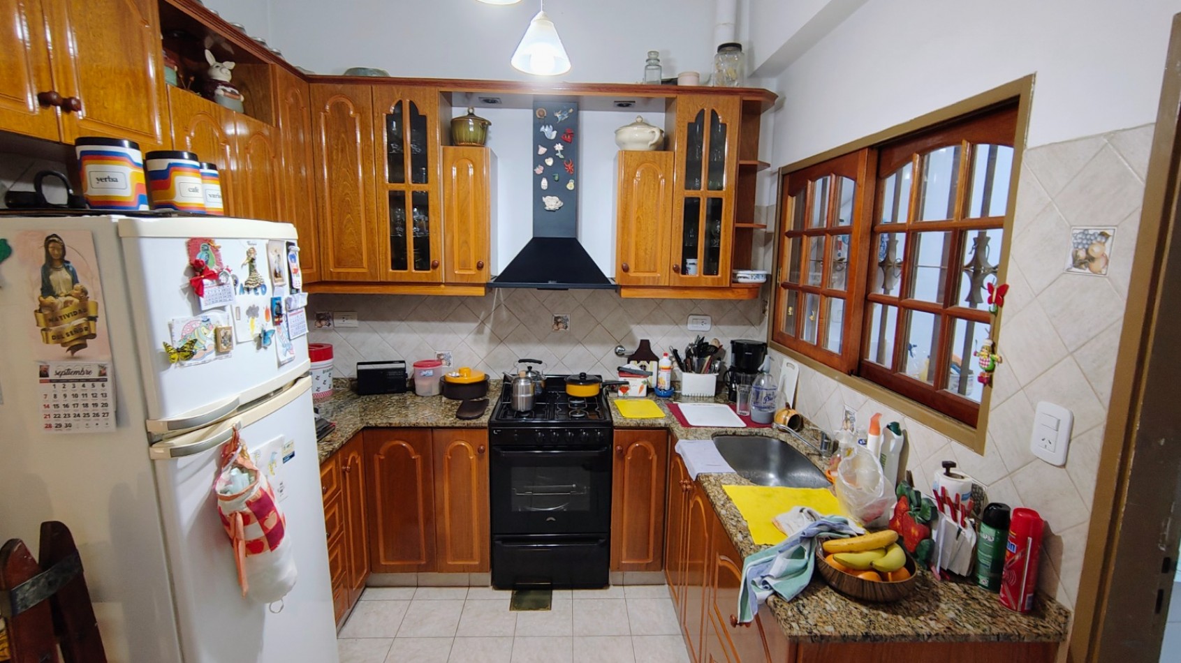 CASA DE 2 DORMITORIOS CON PATIO Y TERRAZA EN ECHESORTU